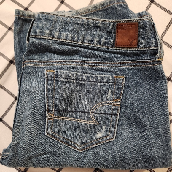 AE Jeans - Picture 2 of 4